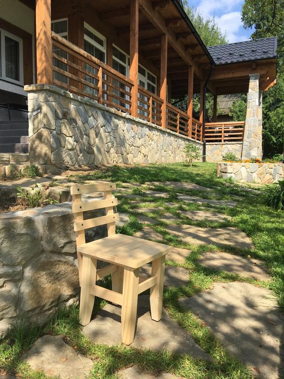 Cottage Familiya ヴェルホヴィナ エクステリア 写真