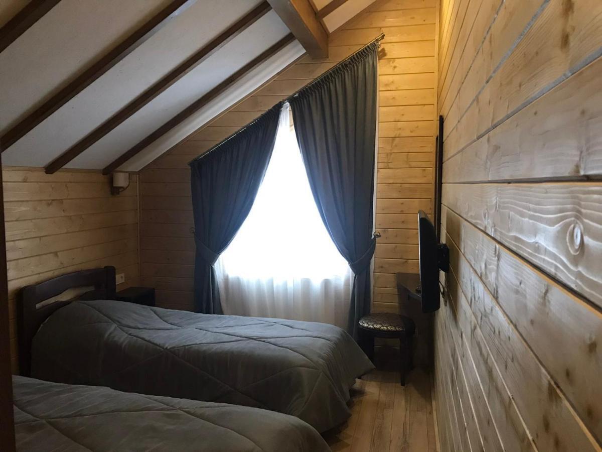 Cottage Familiya ヴェルホヴィナ エクステリア 写真