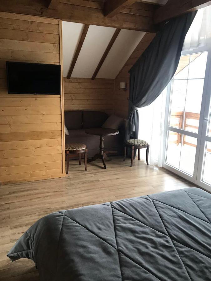 Cottage Familiya ヴェルホヴィナ エクステリア 写真